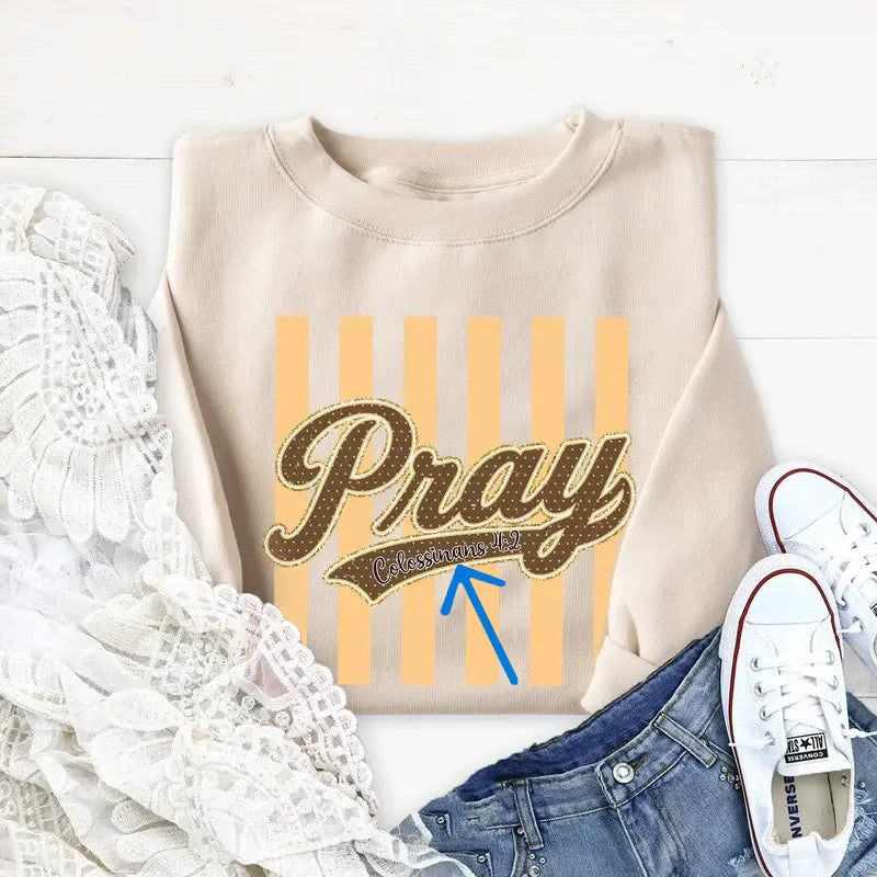 Typo Special ** Pray Sweatshirt product image 1